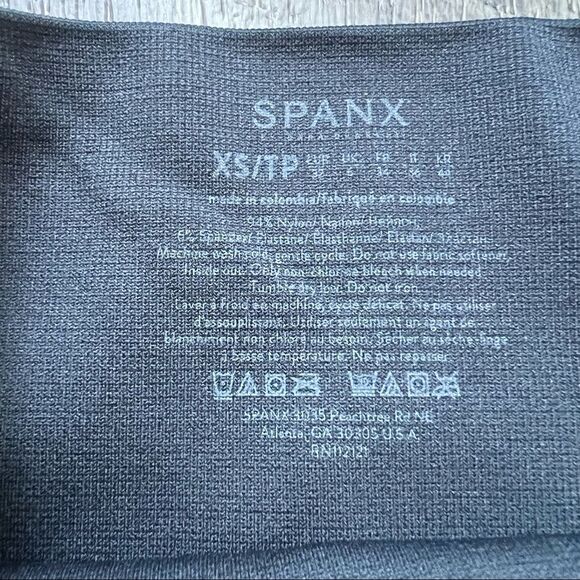 Spanx Grey Black Look at Me Now Camo High Waisted Biker Shorts Shape Wear XS - Picture 10 of 10